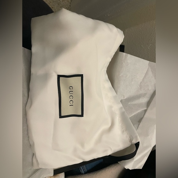 100% Authentic Gucci Marmont Cosmetic bag - Picture 9 of 9